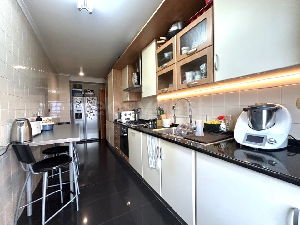 Apartamento T2 para Venda em Marvila Foto 8