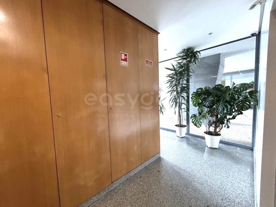 Apartamento T2 para Venda em Marvila Foto 24