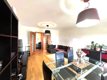 Apartamento T2 para Venda em Marvila