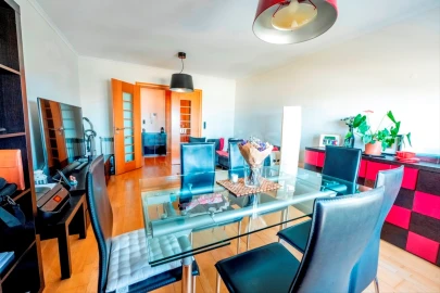 Apartamento T2 para Venda em Marvila