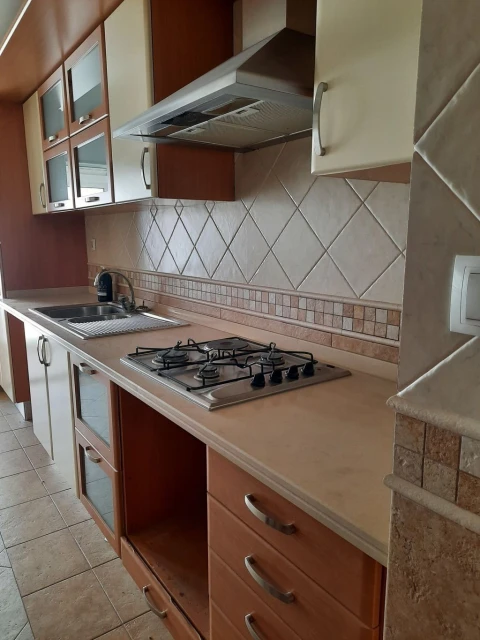 Apartamento T1 para Venda em Carregado e Cadafais