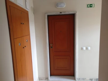 Apartamento T1 para Venda em Carregado e Cadafais