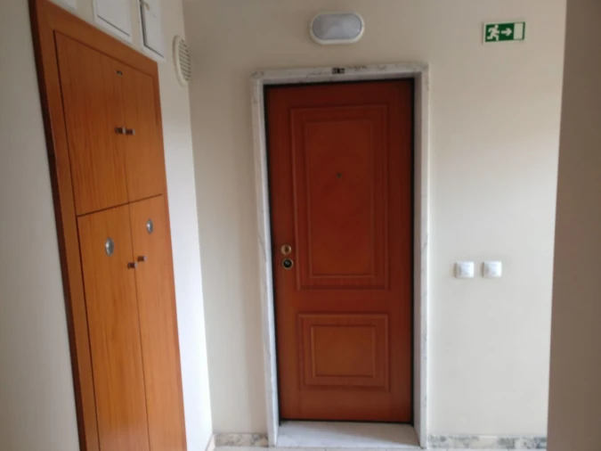 Apartamento T1 para Venda em Carregado e Cadafais Foto 3