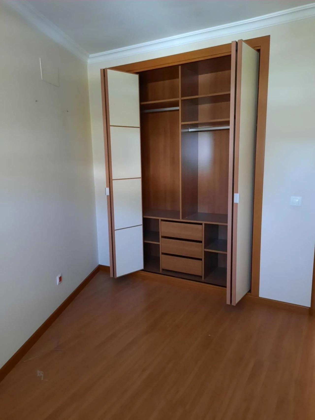 Apartamento T1 para Venda em Carregado e Cadafais Foto 5