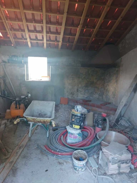 Quinta T0 para Venda em Maceira