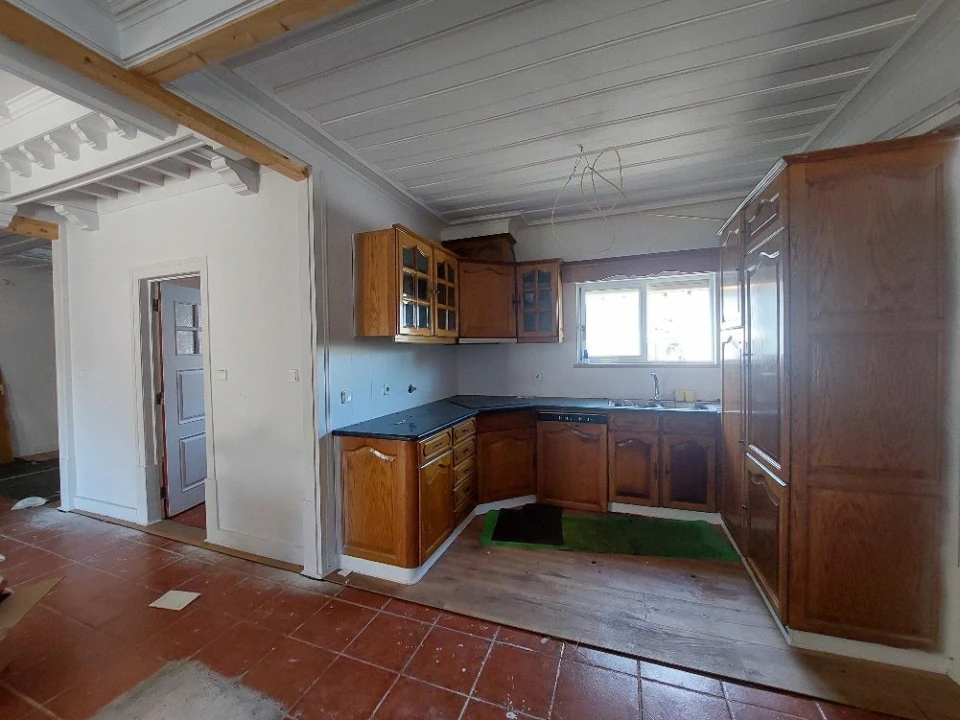 Moradia T3 para Venda em Leiria, Pousos, Barreira e Cortes Foto 12