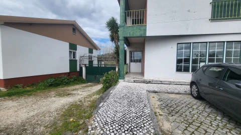 Loja para Venda em Marinha Grande