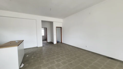 Loja para Venda em Marinha Grande