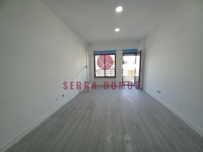 Apartamento T3 para Venda em Costa da Caparica Foto 9