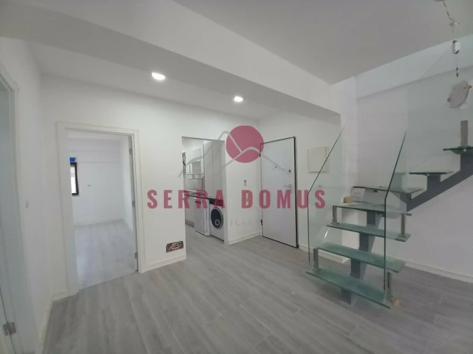 Apartamento T3 para Venda em Costa da Caparica Foto 4