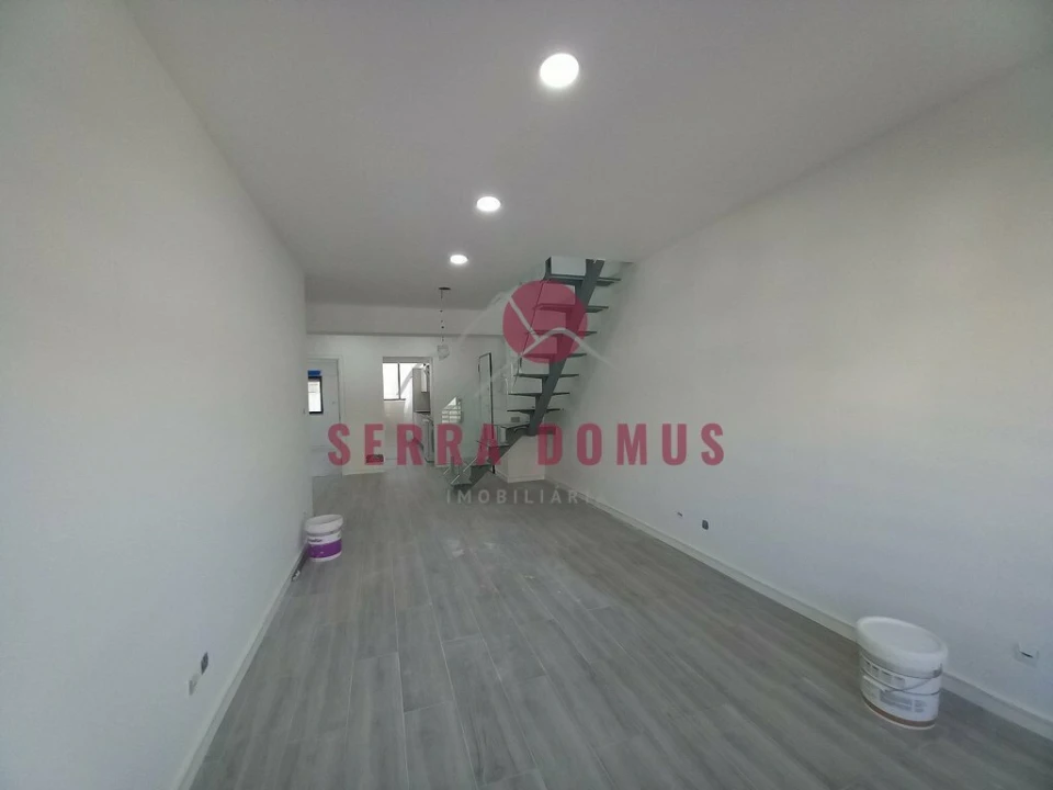 Apartamento T3 para Venda em Costa da Caparica Foto 10