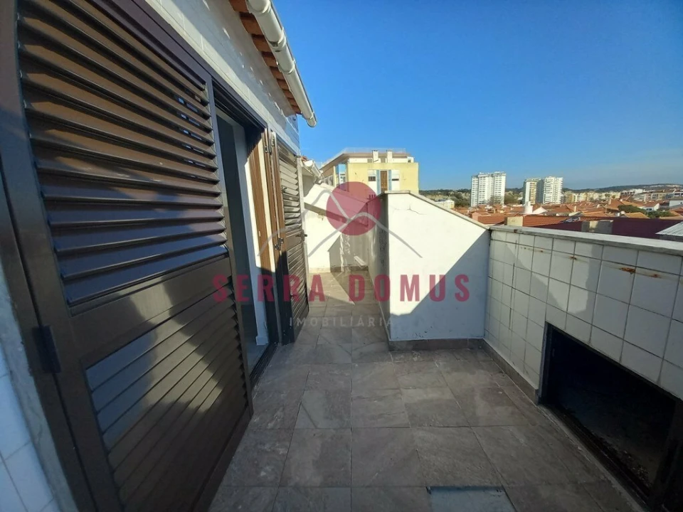 Apartamento T3 para Venda em Costa da Caparica Foto 7