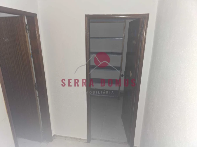 Loja para Venda em Rio de Mouro Foto 5