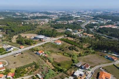 Terreno para Venda em Parceiros e Azoia