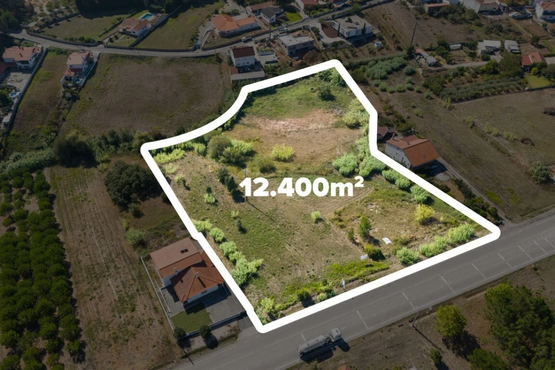Terreno para Venda em Parceiros e Azoia Foto 1