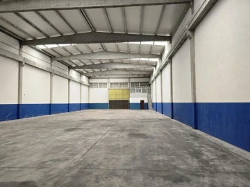 Armazém para Arrendamento em Aljubarrota