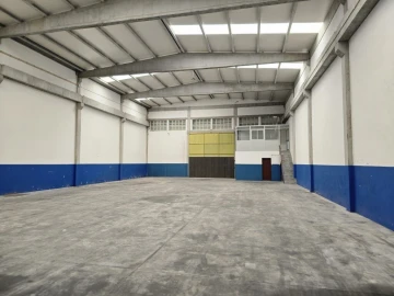 Armazém para Arrendamento em Aljubarrota