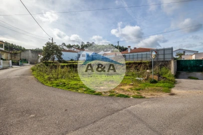 Terreno para Venda em Parceiros e Azoia