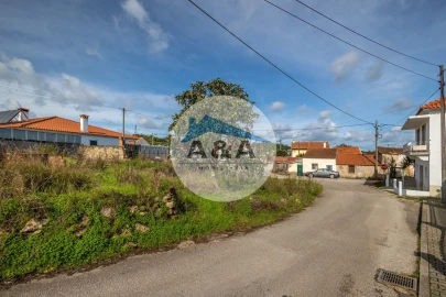Terreno para Venda em Parceiros e Azoia
