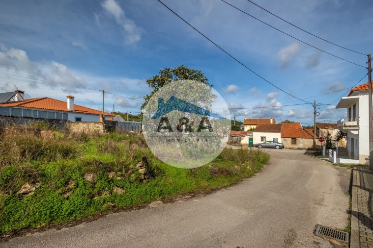 Terreno para Venda em Parceiros e Azoia Foto 5