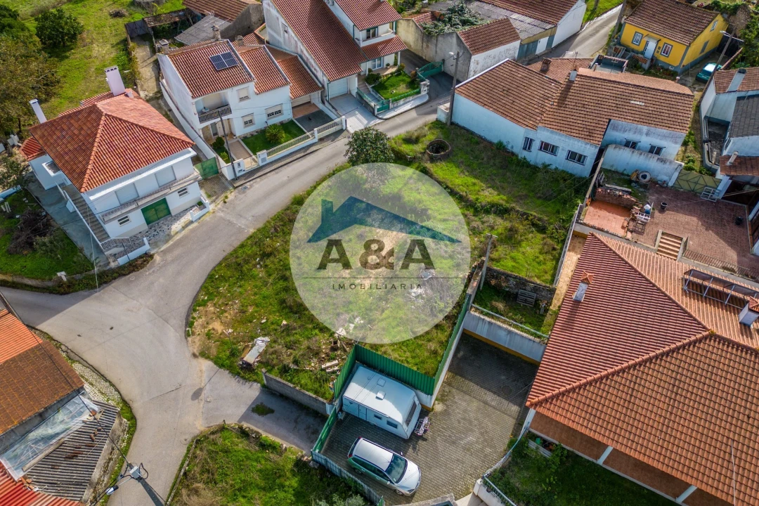 Terreno para Venda em Parceiros e Azoia Foto 13