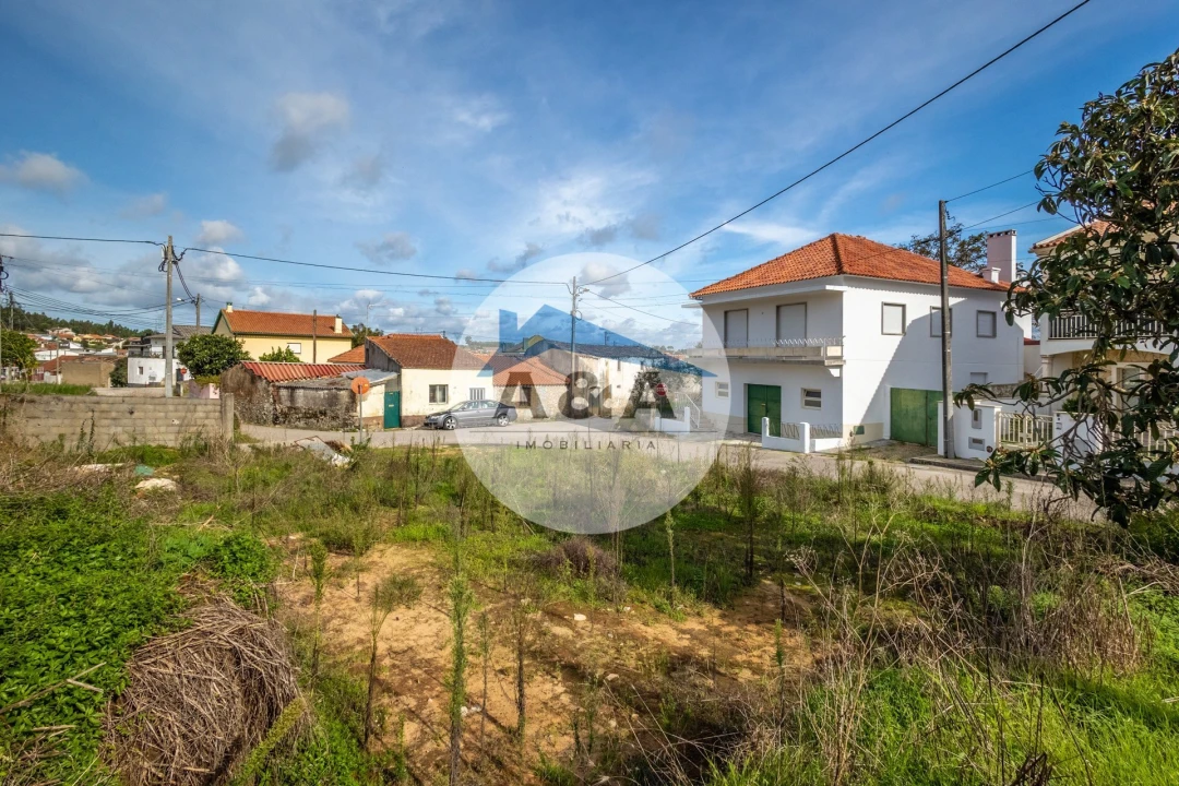 Terreno para Venda em Parceiros e Azoia Foto 6