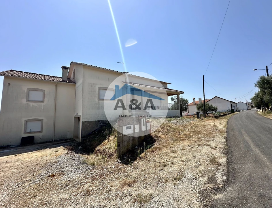 Moradia T3 para Venda em Atouguia Foto 2