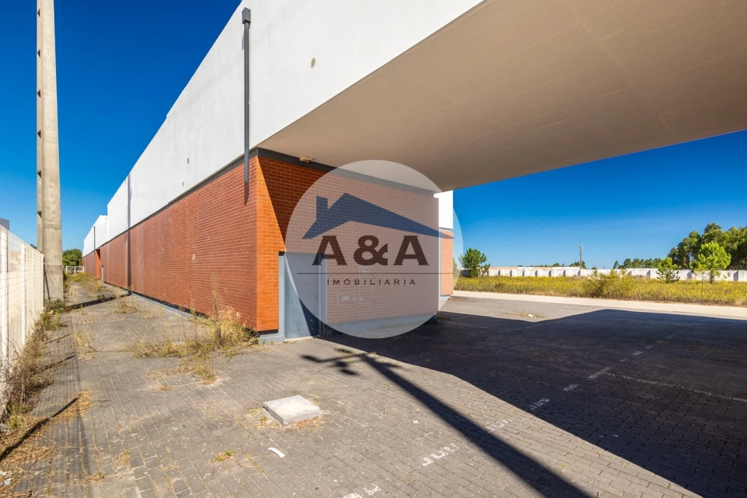 Armazém para Arrendamento em Pedreiras Foto 5