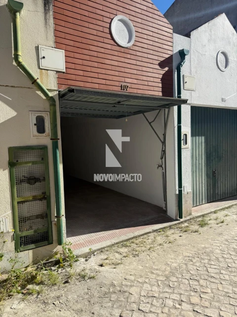 Garagem para Venda em Montijo e Afonsoeiro