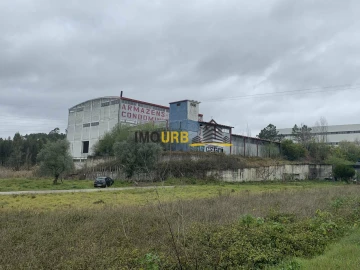 Armazém para Venda em Colmeias e Memória