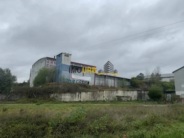 Armazém para Venda em Colmeias e Memória