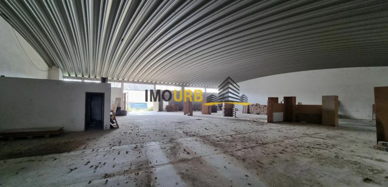 Armazém para Venda em Colmeias e Memória Foto 16