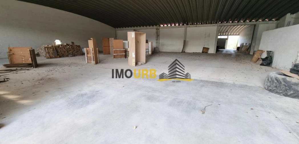 Armazém para Venda em Colmeias e Memória Foto 17