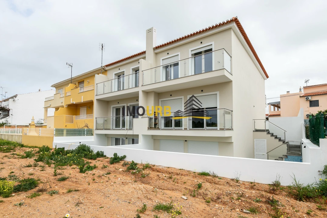 Moradia T3 para Venda em Altura Foto 4