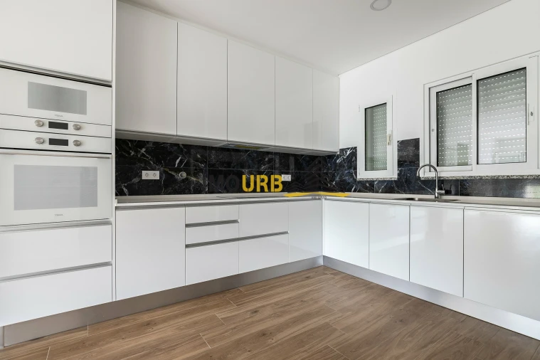 Moradia T3 para Venda em Altura Foto 12