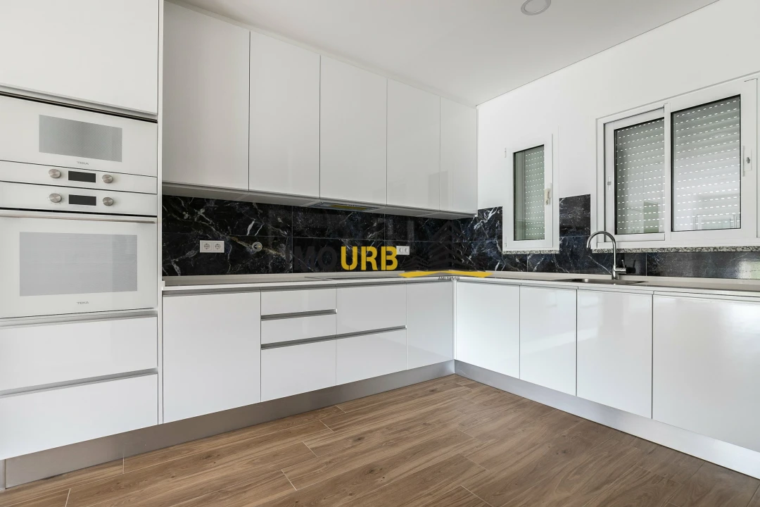 Moradia T3 para Venda em Altura Foto 12