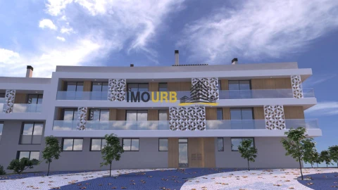 Apartamento T3 para Venda em Parceiros e Azoia