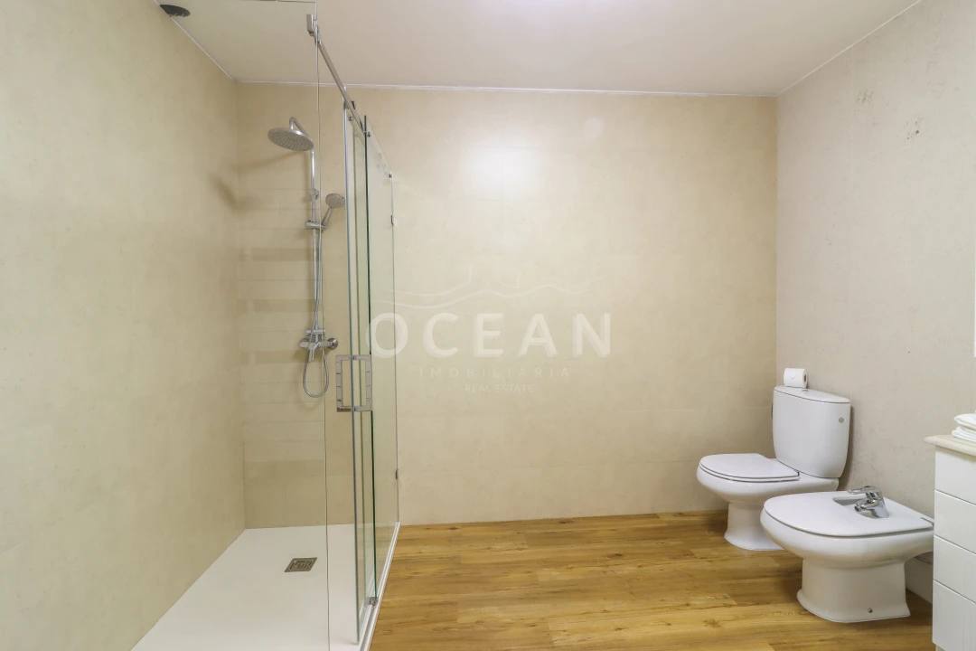 Moradia T9 para Venda em Carvalhal Foto 8