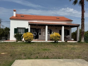 Moradia T5 para Venda em Azeitão (São Lourenço e São Simão)