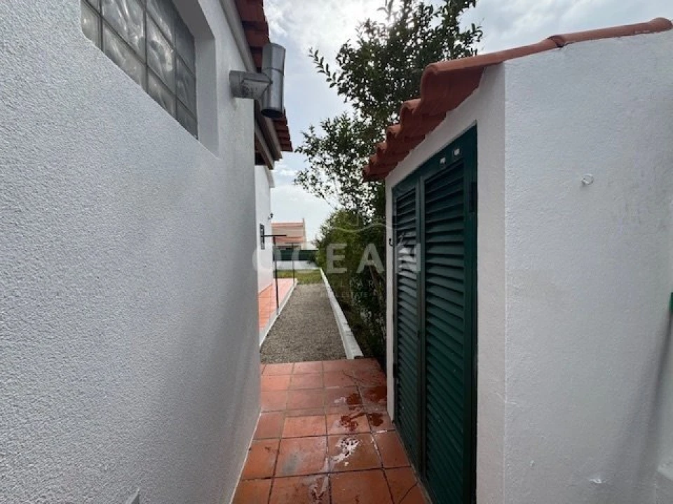 Moradia T5 para Venda em Azeitão (São Lourenço e São Simão) Foto 17