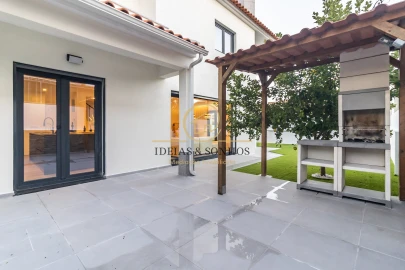 Moradia T4 para Venda em Quinta do Conde