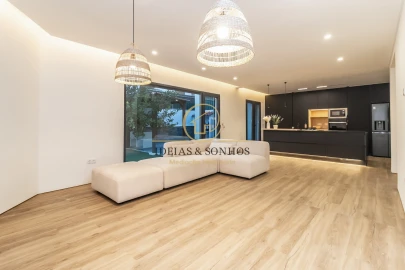 Moradia T4 para Venda em Quinta do Conde