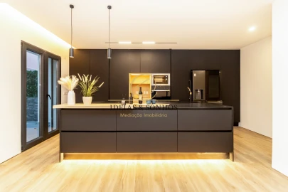 Moradia T4 para Venda em Quinta do Conde