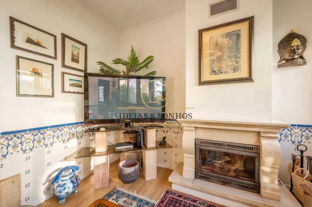 Apartamento T3 para Venda em Campo de Ourique Foto 3