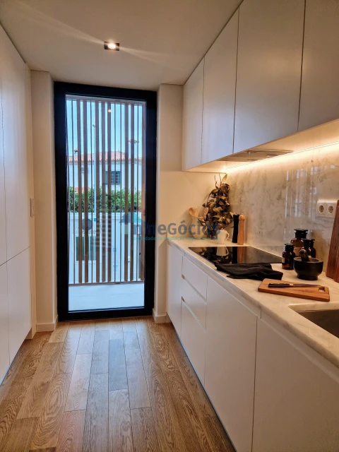 Apartamento T1 para Venda em O. Azeméis, Riba-Ul, Ul, Macinhata Seixa, Madail