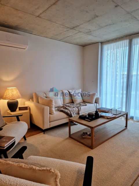 Apartamento T1 para Venda em O. Azeméis, Riba-Ul, Ul, Macinhata Seixa, Madail