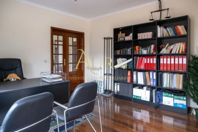 Moradia T4 para Venda em Fânzeres e São Pedro da Cova