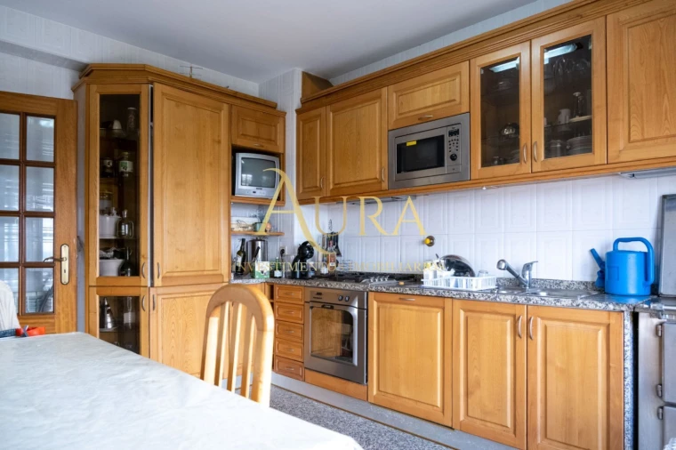 Moradia T4 para Venda em Fânzeres e São Pedro da Cova Foto 14