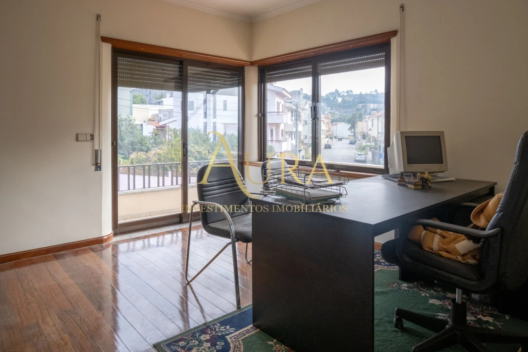 Moradia T4 para Venda em Fânzeres e São Pedro da Cova Foto 19