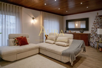 Moradia T4 para Venda em Perafita, Lavra e Santa Cruz do Bispo